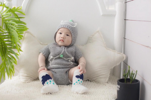 喀什宝宝眼窝发青